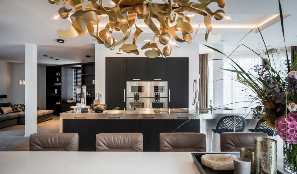 112-intro_living-room-lighting-modern-chandelier-interior-designer-william-brand-brandvanegmond-1