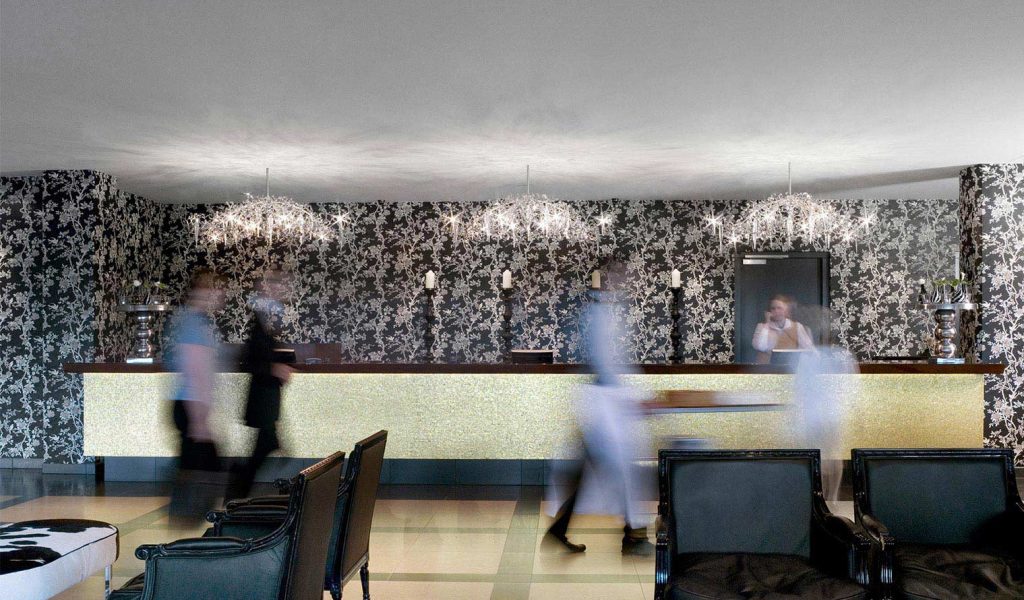 207-intro_hotel-interior-design-luxury-modern-hotel-lighting-architect-william-brand-brandvanegmond-1