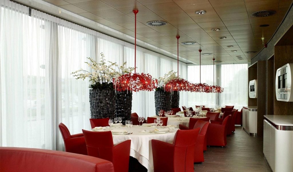 226-intro_restaurant-lighting-design-modern-light-fixtures-interior-designer-william-brand-brandvanegmond-1