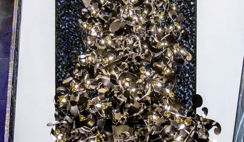 602-intro_custom-lighting-design-light-objects-modern-chandeliers-top-lighting-brands-brandvanegmond-1