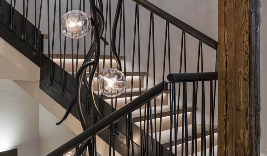 611-front_bespoke-lighting-design-light-objects-contemporary-lighting-top-lighting-brands-brandvanegmond