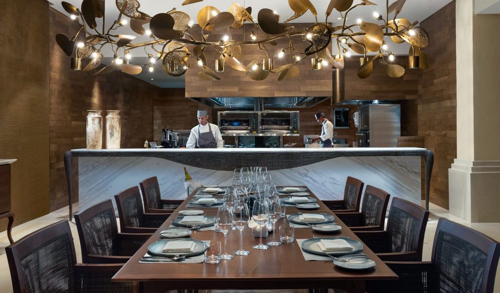 Brandvanegmond-CommissionedLighting-BrassBurnished-Hospitality-J