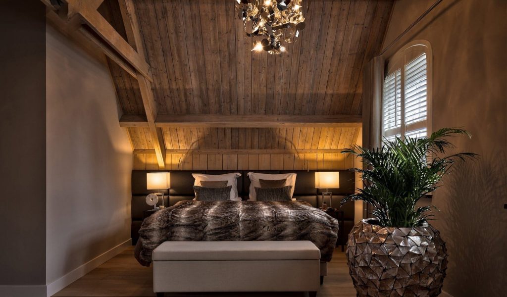 modern-chandelier-private-interior-home-lighting-ideas-bedroom